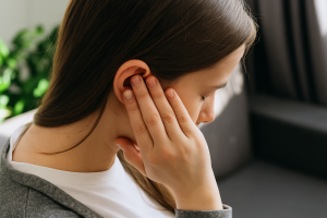 Right Ear Itching Spiritual Meaning