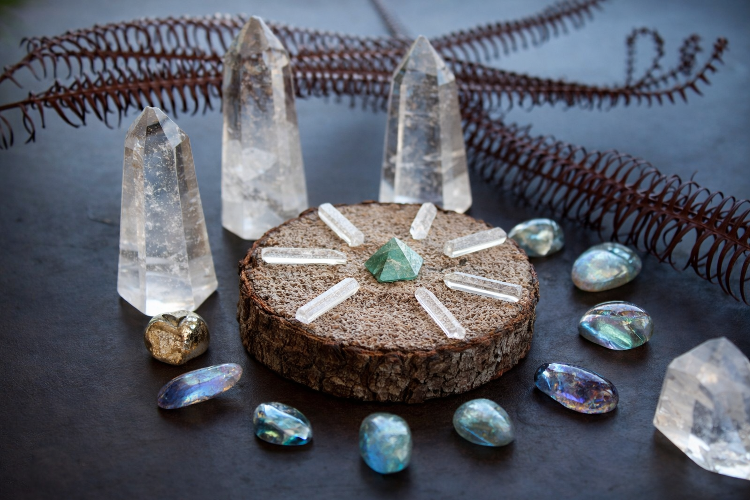 Crystal Grids for New Year Manifestation